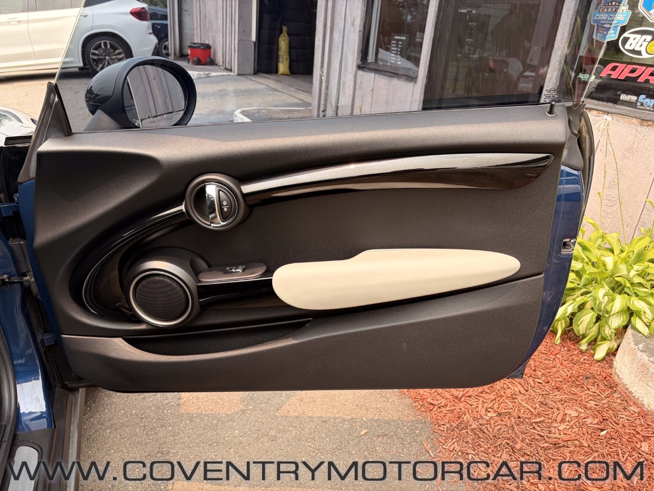 Used 2015 MINI Cooper S FWD image 25