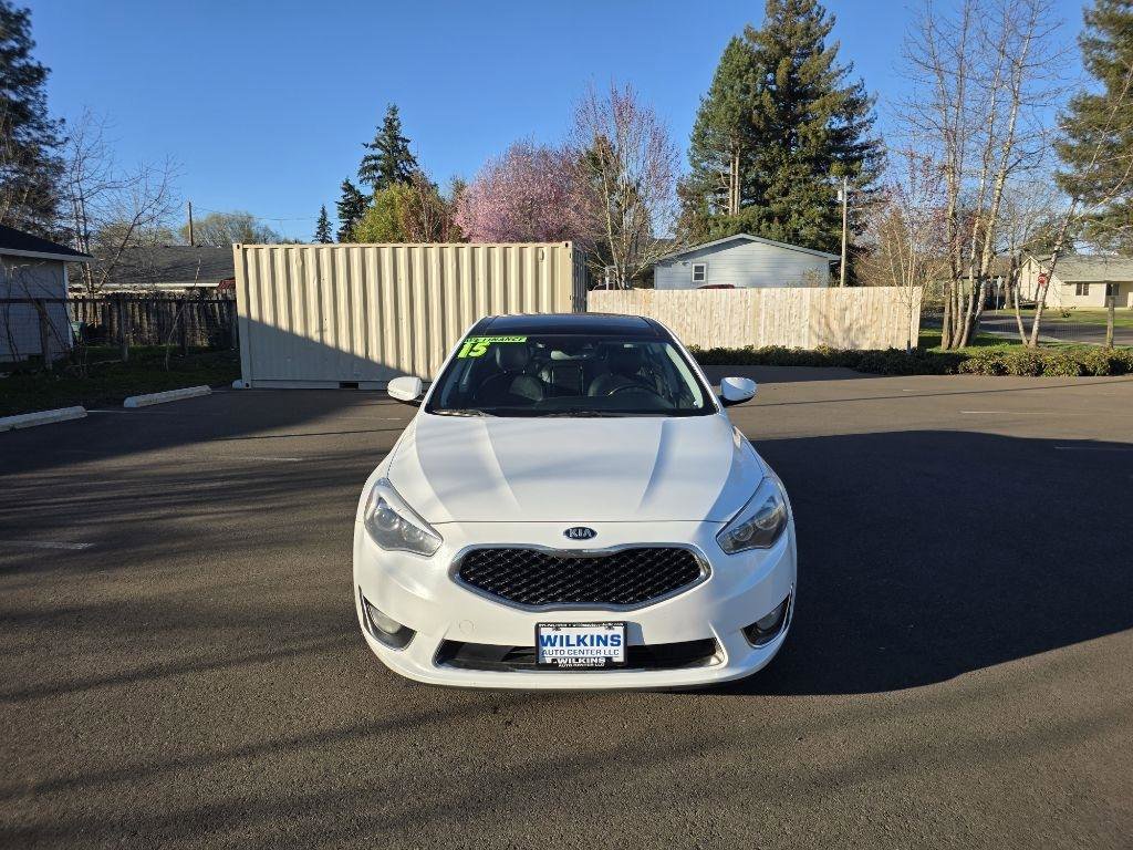 Used 2015 Kia Cadenza Premium w/ Technology Package FWD image 2