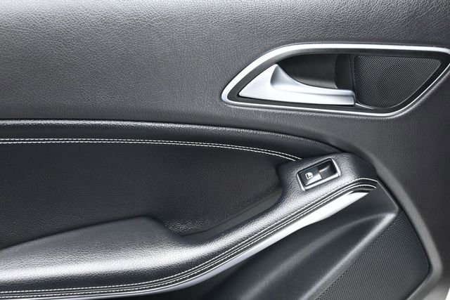 Used 2019 Mercedes-Benz CLA 250 image 14