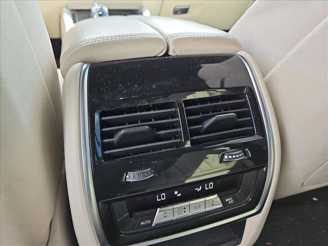 Used 2022 BMW X6 M50i w/ Executive Package image 17
