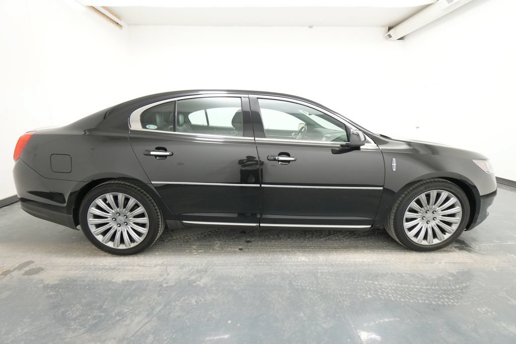 Used 2013 Lincoln MKS AWD image 10