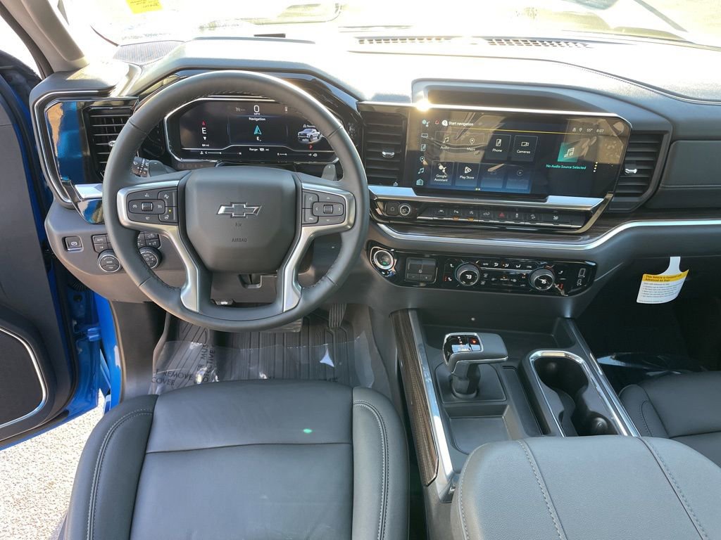 Used 2025 Chevrolet Silverado 1500 LT Trail Boss w/ Convenience Package II image 29