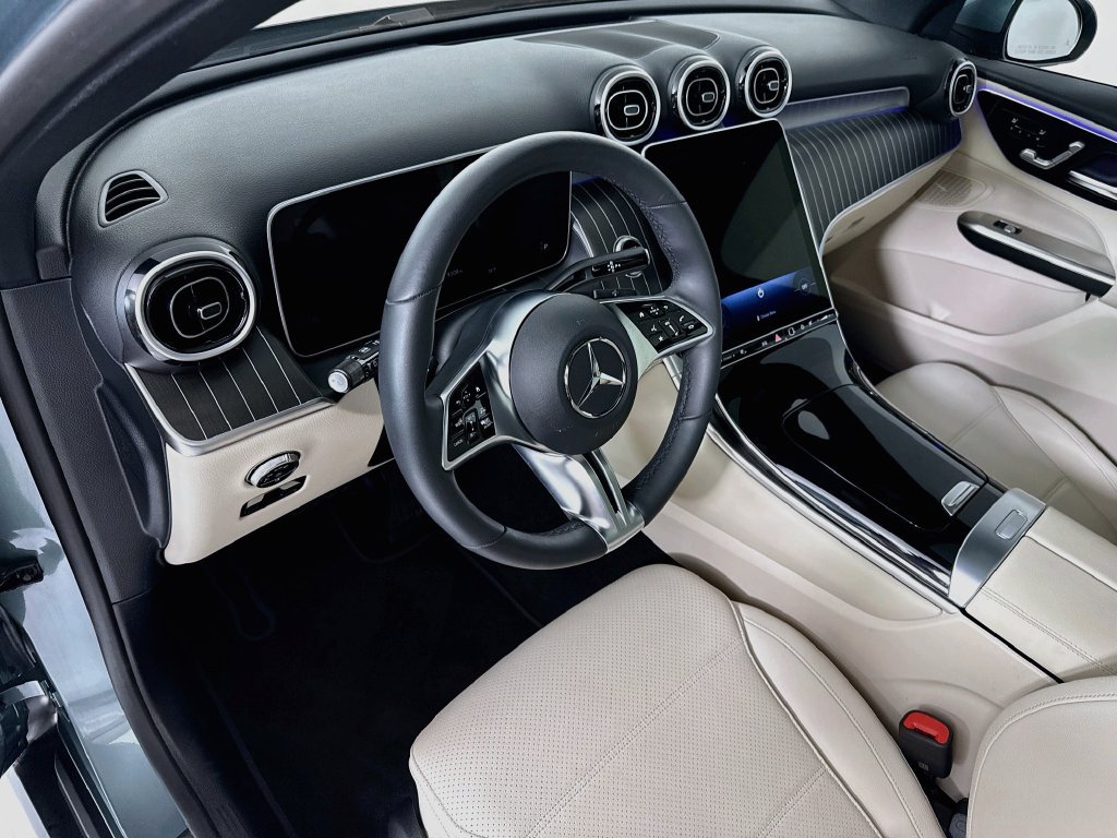 Certified 2026 Mercedes-Benz GLC 300 image 9