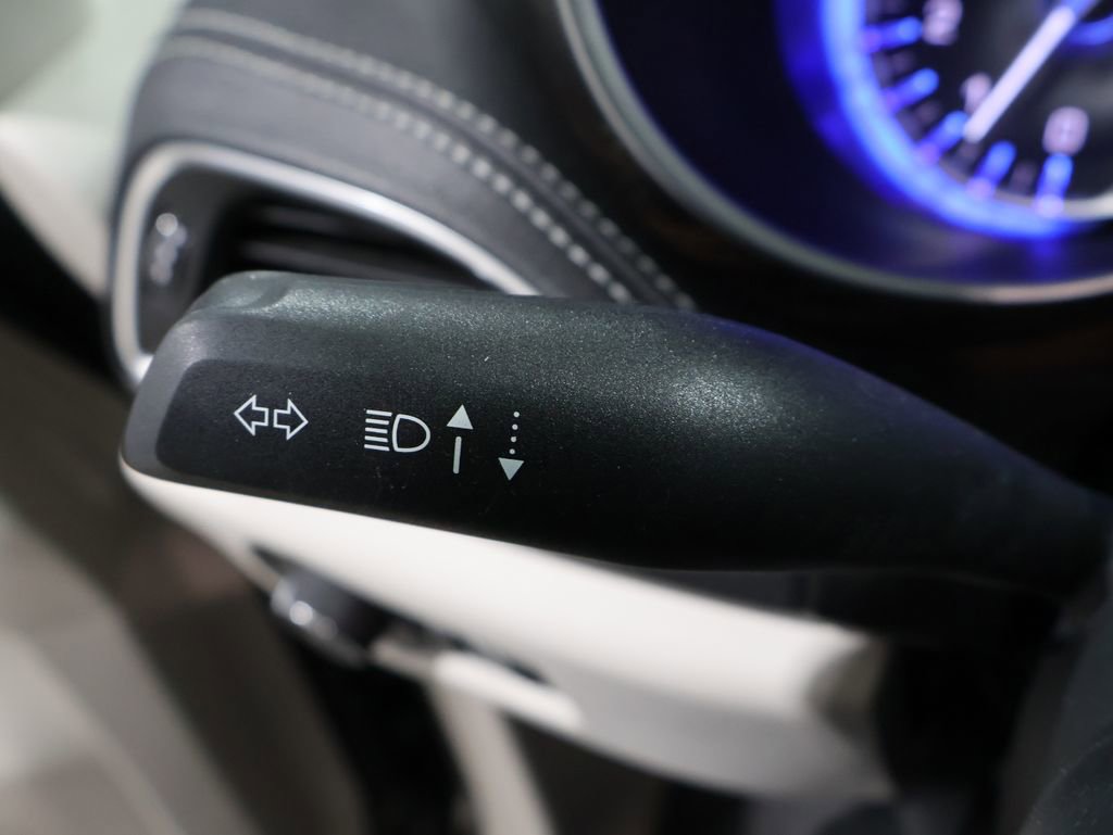 Used 2024 Chrysler Pacifica Limited image 43