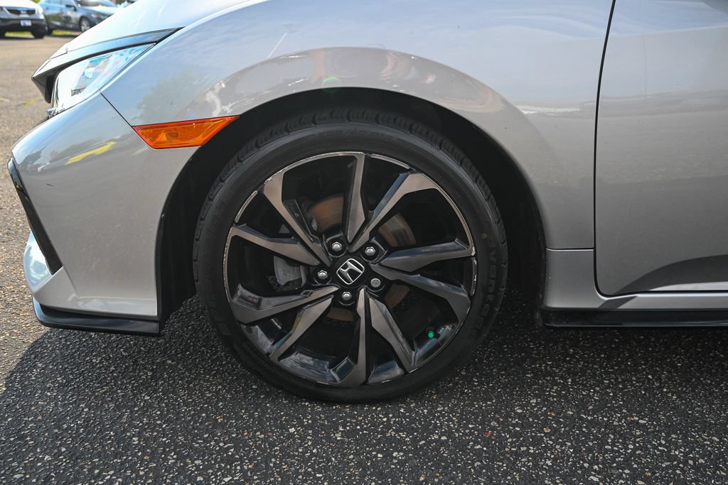 Used 2018 Honda Civic Sport image 12