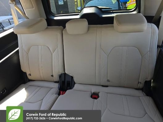 Used 2023 Ford Expedition Max Platinum image 17