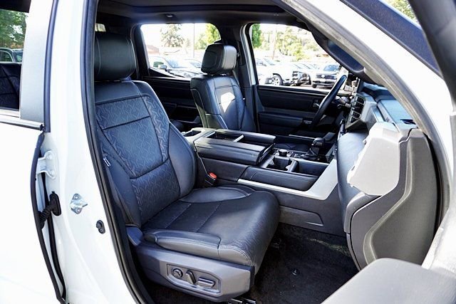 Used 2025 Toyota Tundra Limited w/ TRD Off-Road Package AWD/4WD image 13
