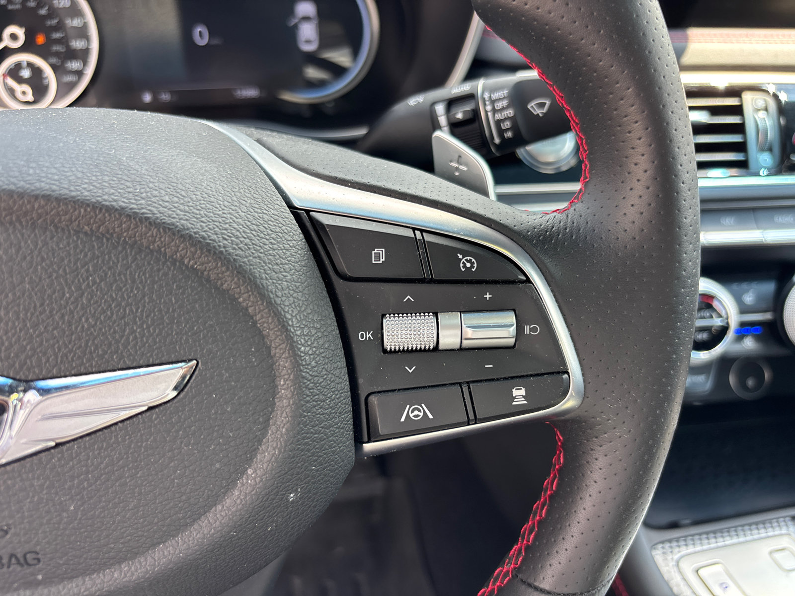 Used 2023 Genesis G70 3.3T w/ Sport Prestige Package AWD/4WD image 18