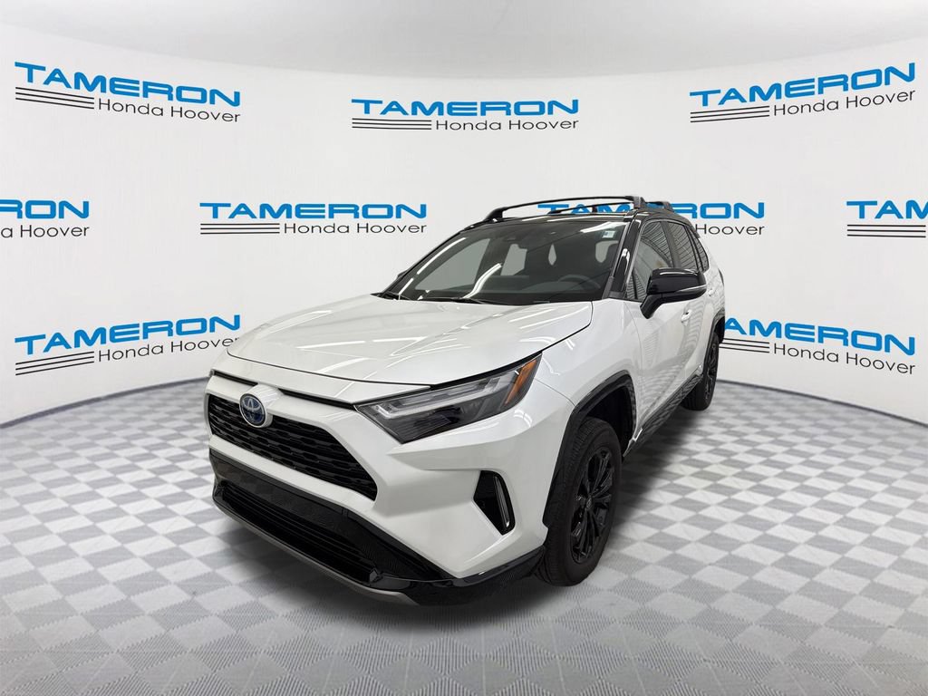 Used 2024 Toyota RAV4 XSE w/ Weather Package AWD/4WD image 1