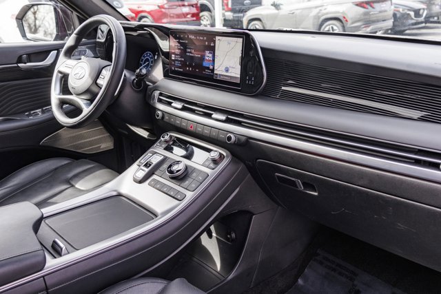 Used 2023 Hyundai Palisade Calligraphy image 29
