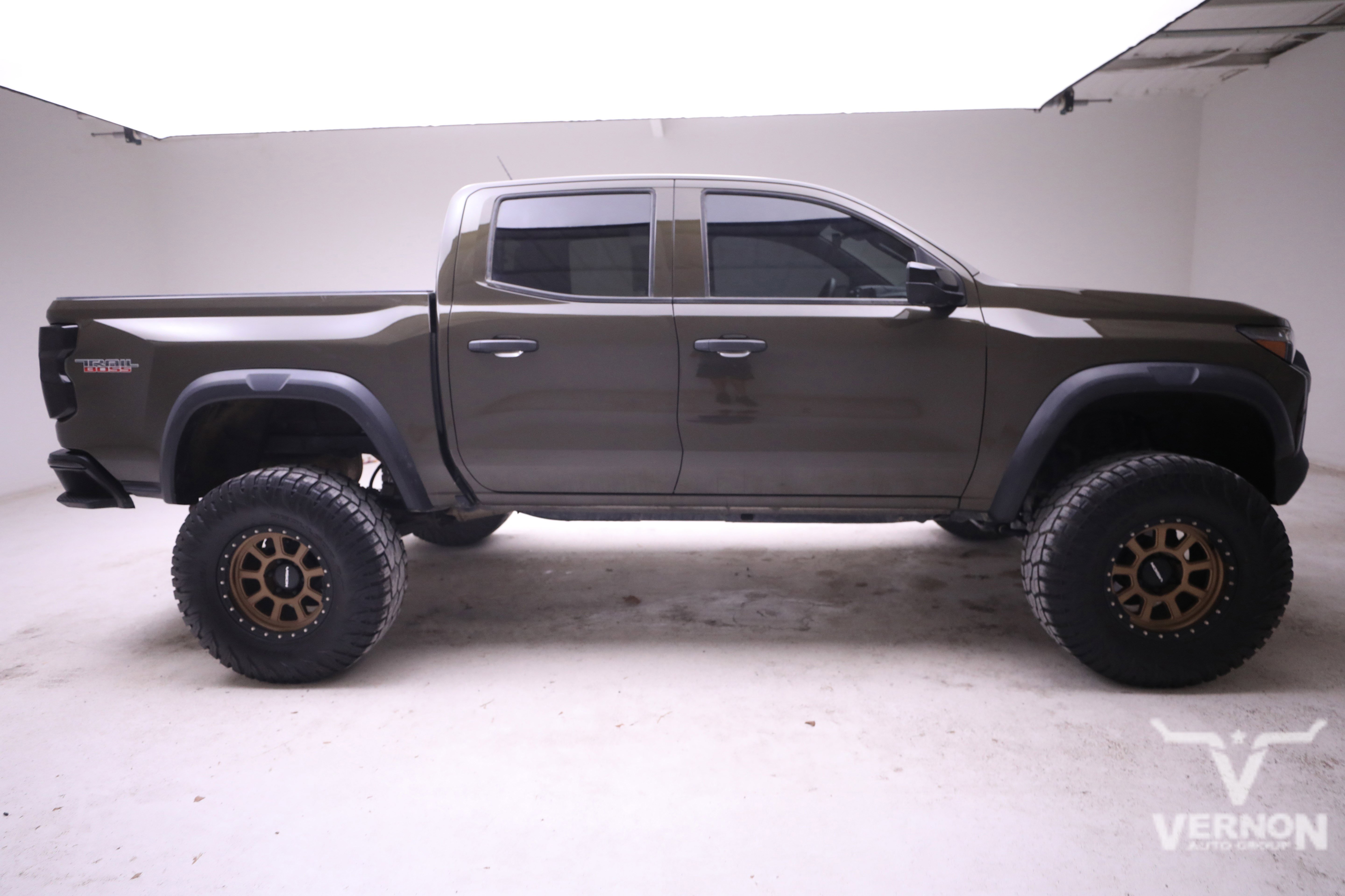 Used 2023 Chevrolet Colorado Trail Boss w/ Technology Package image 6