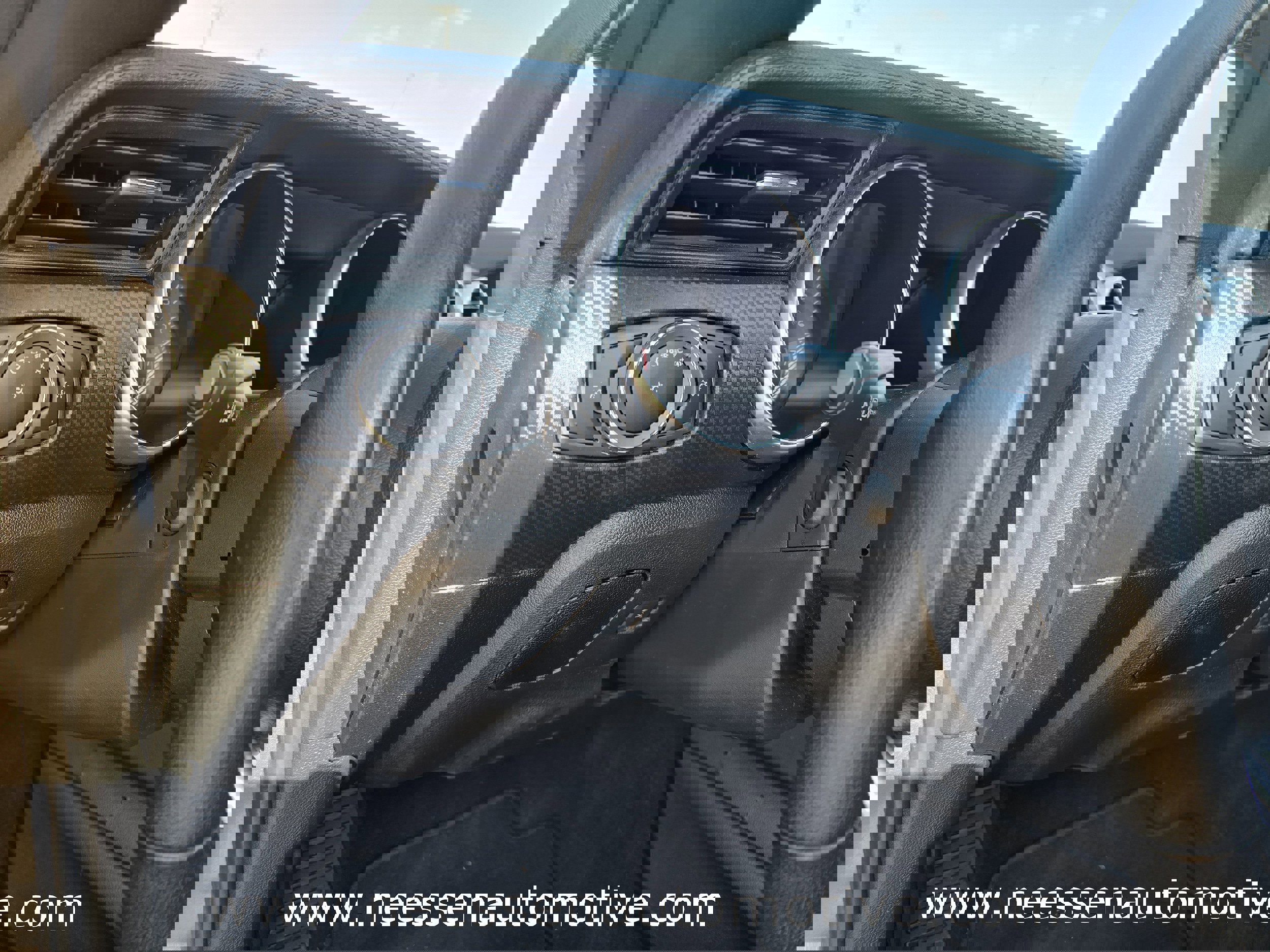 Used 2023 Ford Mustang Coupe image 19