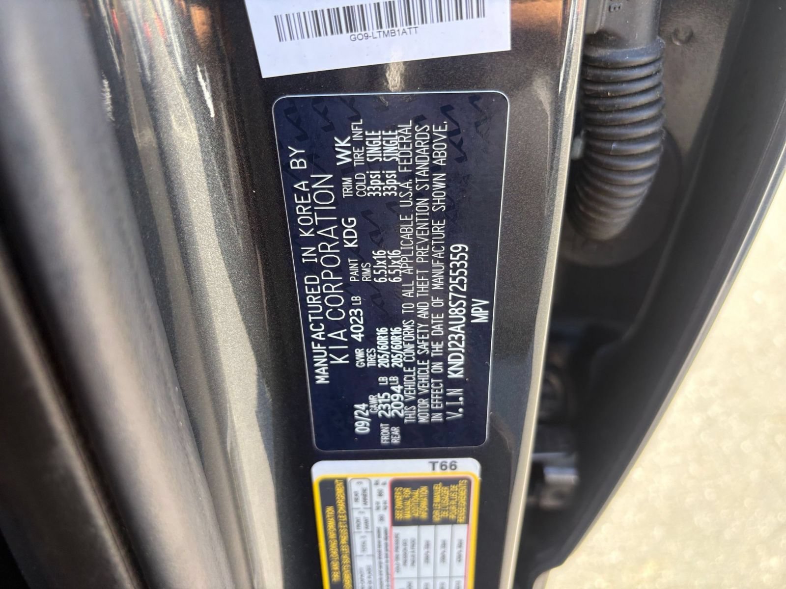 Used 2025 Kia Soul LX w/ LX Technology Package FWD image 27