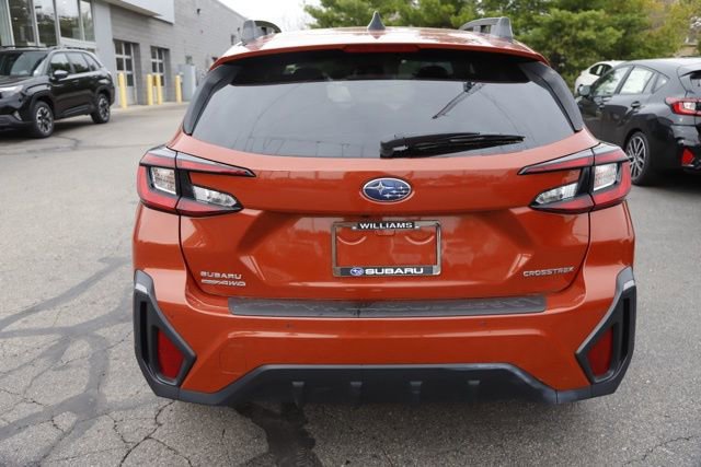 Used 2024 Subaru Crosstrek 2.5i Limited AWD/4WD image 6