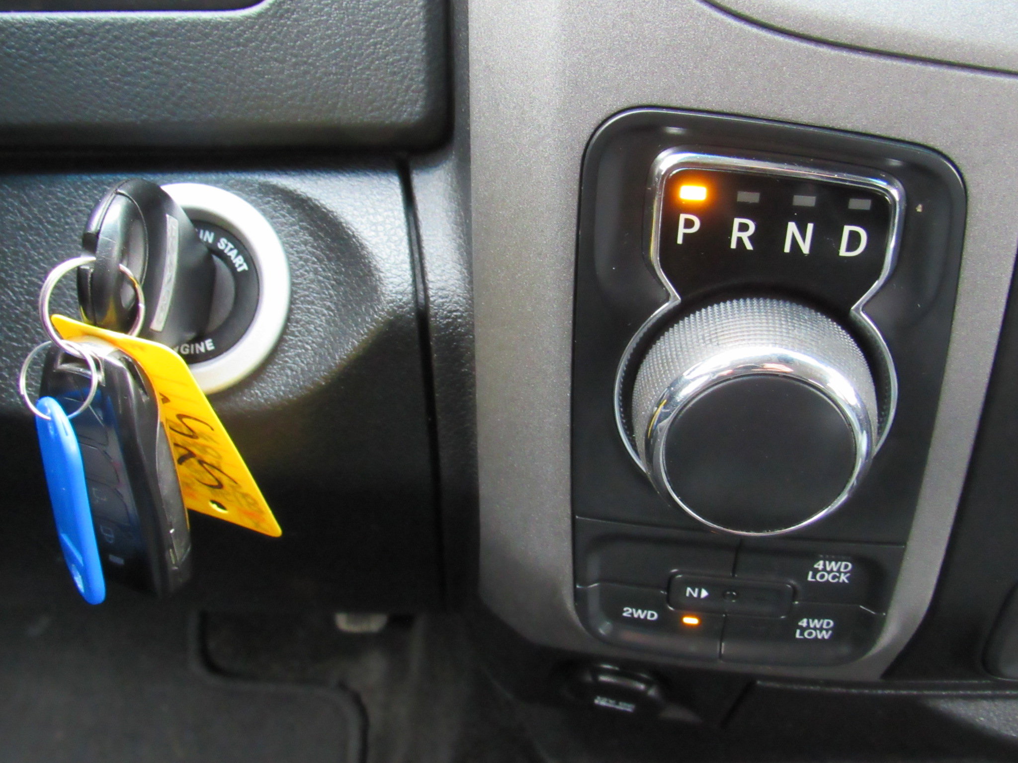 Used 2015 RAM 1500 Express image 25