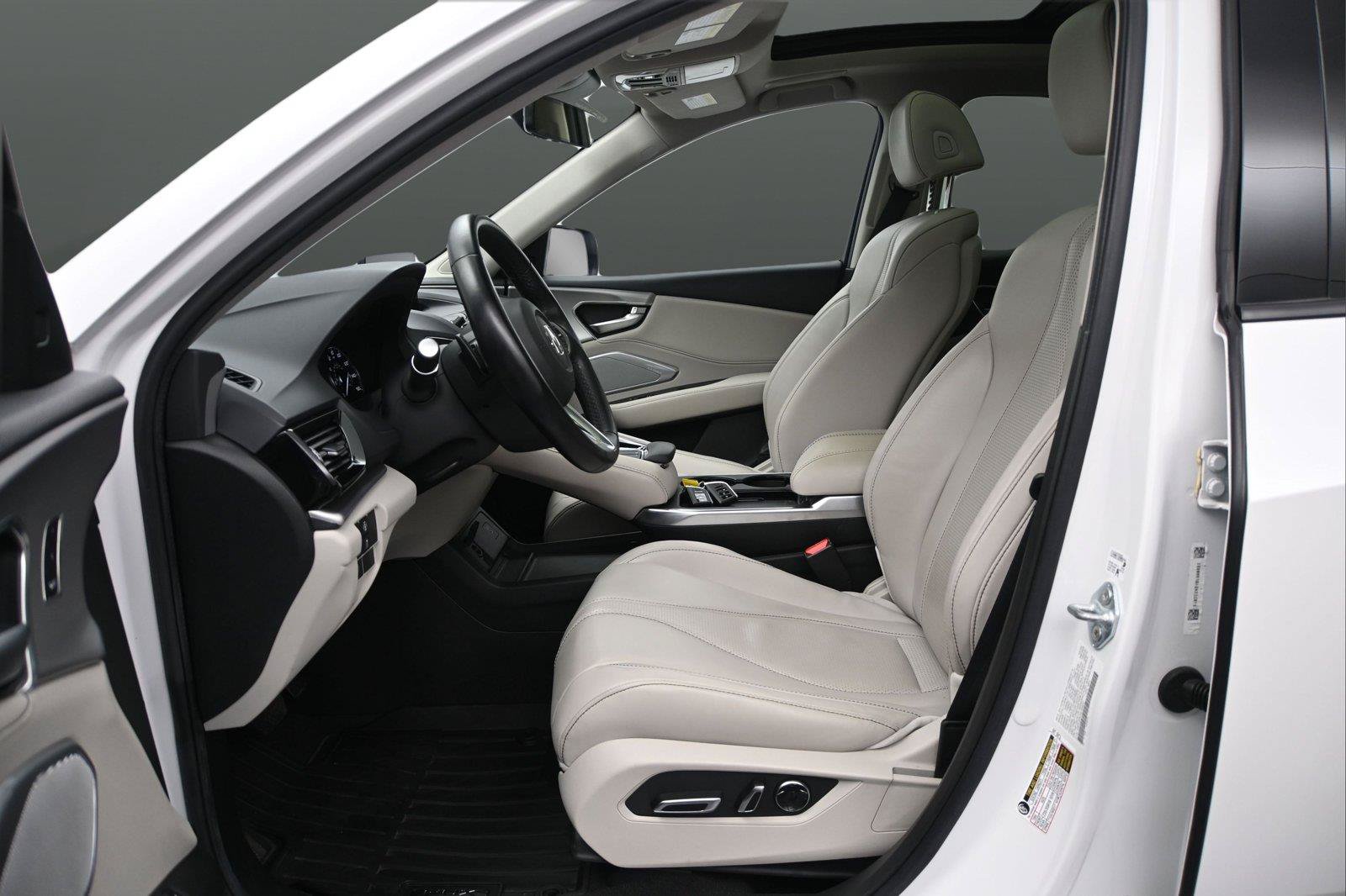 Certified 2025 Acura RDX w/ Technology Package AWD/4WD image 8