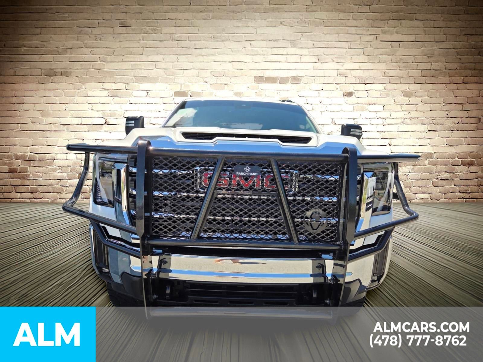 Used 2025 GMC Sierra 2500 SLE w/ SLE Convenience Package image 17