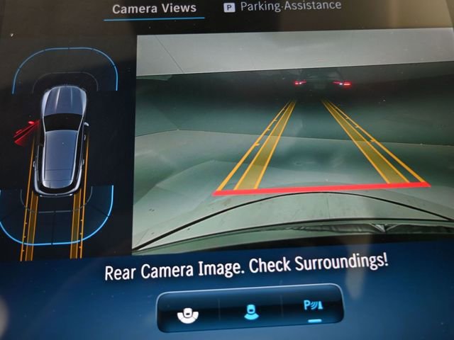 Used 2024 Mercedes-Benz GLC 300 4MATIC image 6