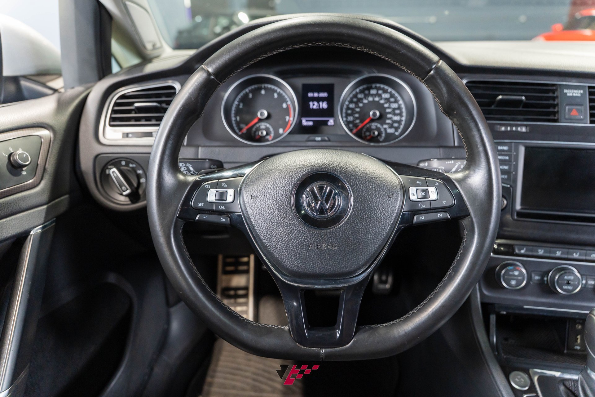 Used 2017 Volkswagen Golf Alltrack SEL AWD/4WD image 37