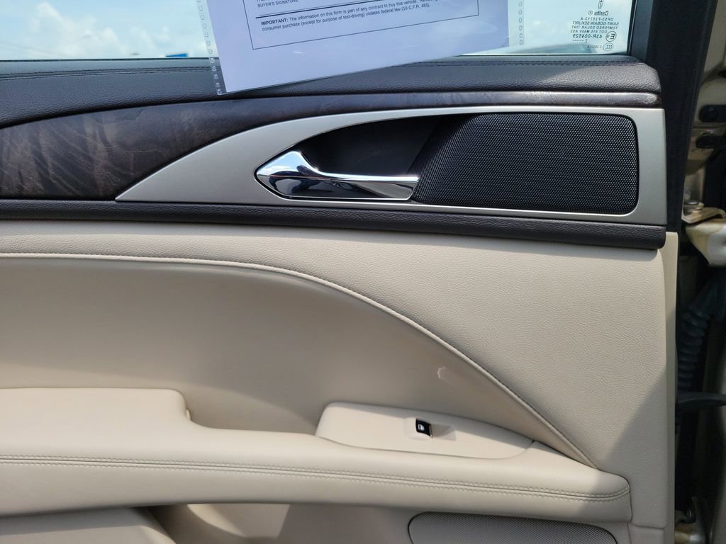 Used 2017 Lincoln MKZ Reserve w/ Technology Package AWD/4WD image 15