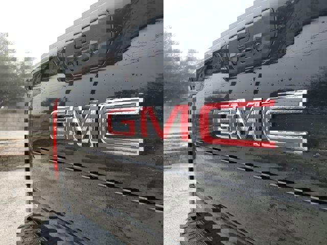 New 2026 GMC Sierra 1500 AT4 w/ AT4 Premium Package image 7