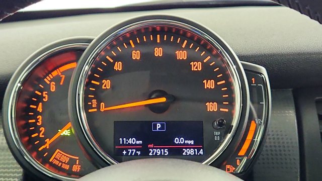 Used 2020 MINI Cooper 4-Door Hardtop FWD image 15