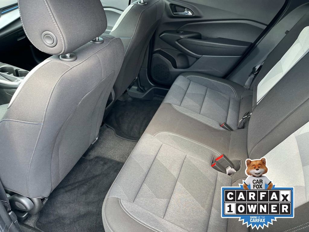 Used 2025 Chevrolet Trax LS image 16