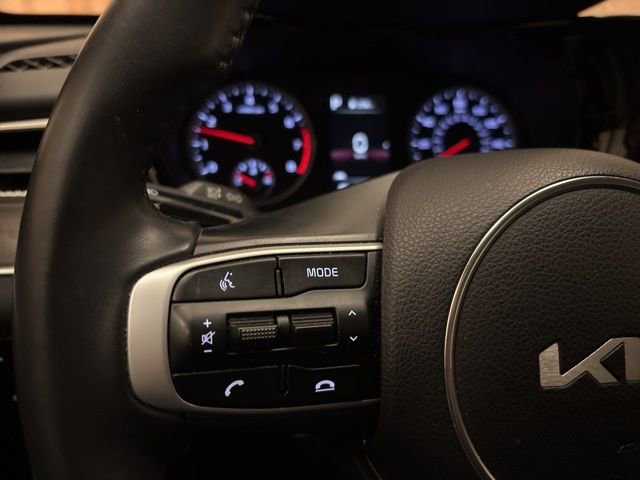 Used 2023 Kia K5 EX image 15