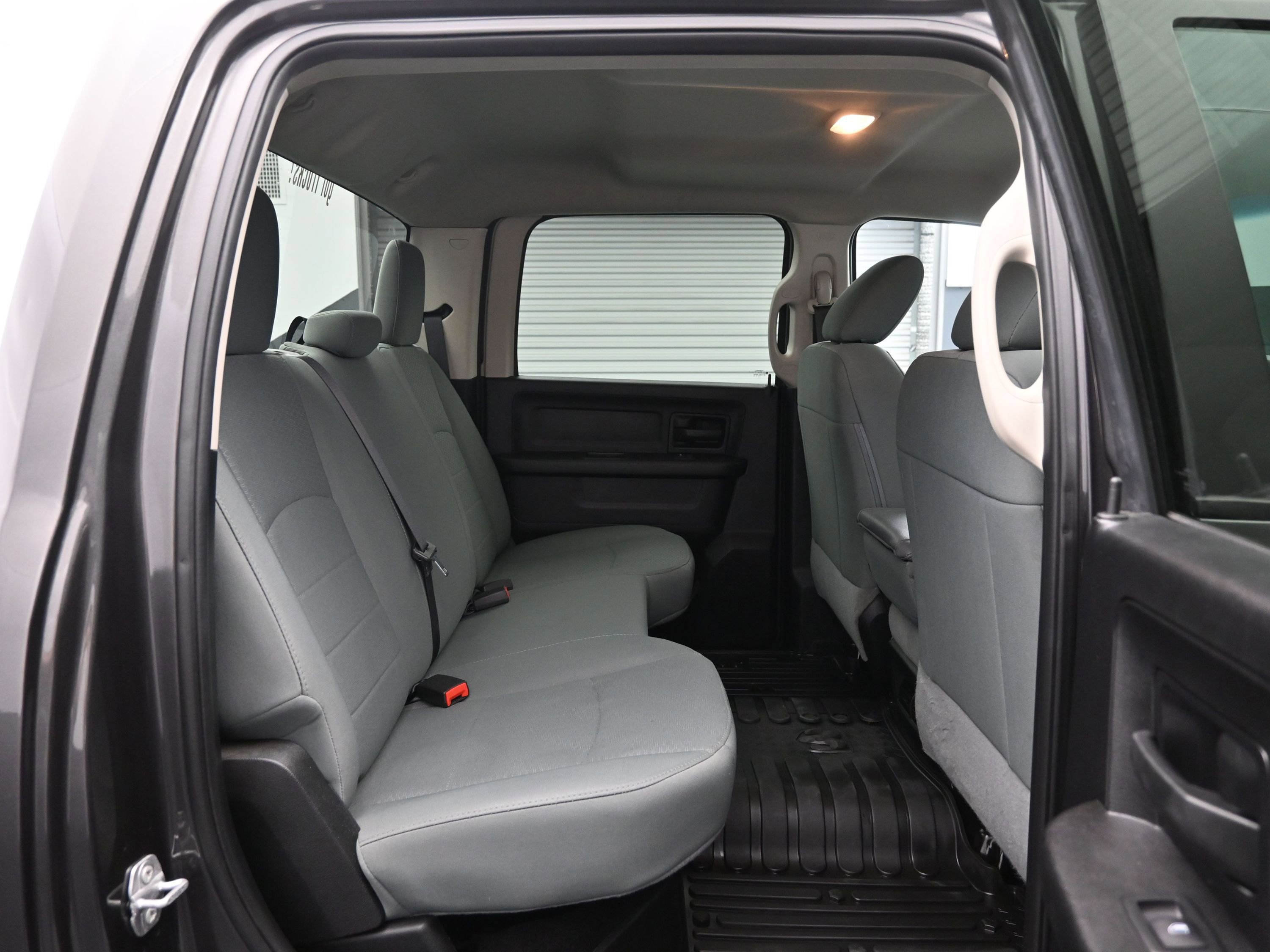 Used 2018 RAM 2500 Tradesman w/ Chrome Appearance Group image 12