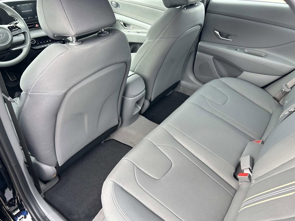 New 2026 Hyundai Elantra Sport FWD image 16