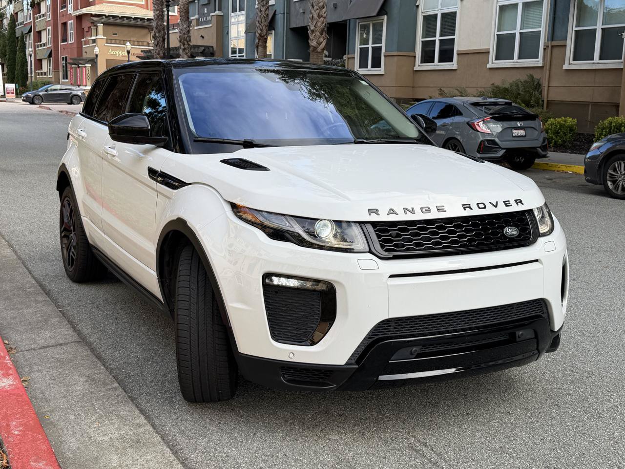 Used 2016 Land Rover Range Rover Evoque HSE Dynamic AWD/4WD image 14