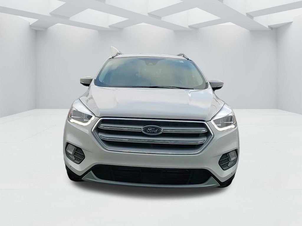 Used 2019 Ford Escape Titanium image 10