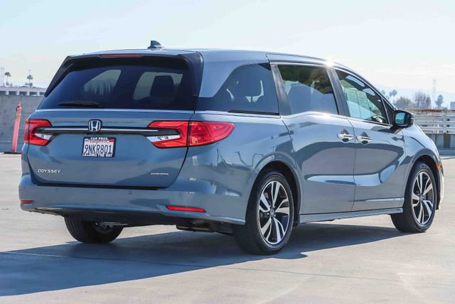 Certified 2024 Honda Odyssey Touring image 8