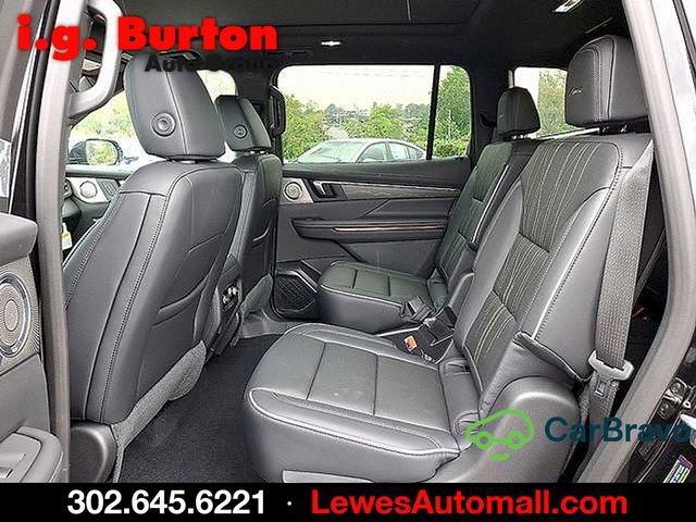 Used 2026 Buick Enclave Avenir w/ Super Cruise Package AWD/4WD image 6