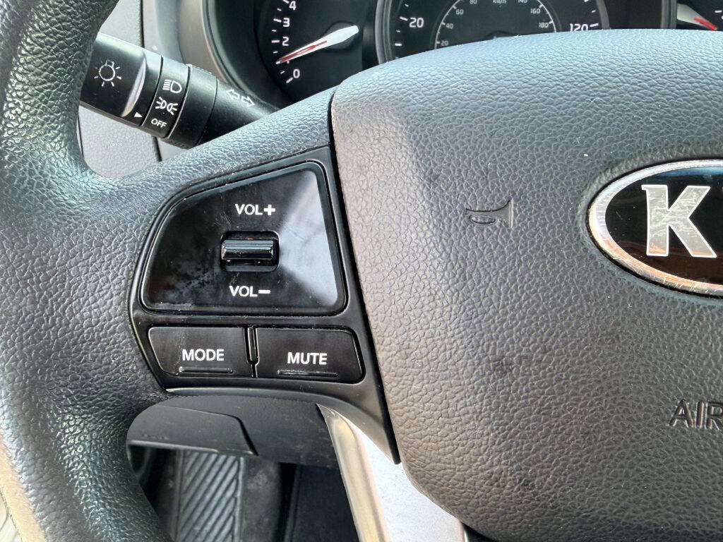 Used 2015 Kia Rio LX w/ Power Package FWD image 13