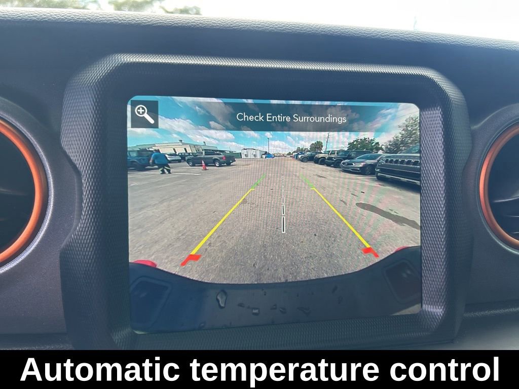 Certified 2022 Jeep Gladiator Mojave w/ Trailer Tow Package image 15