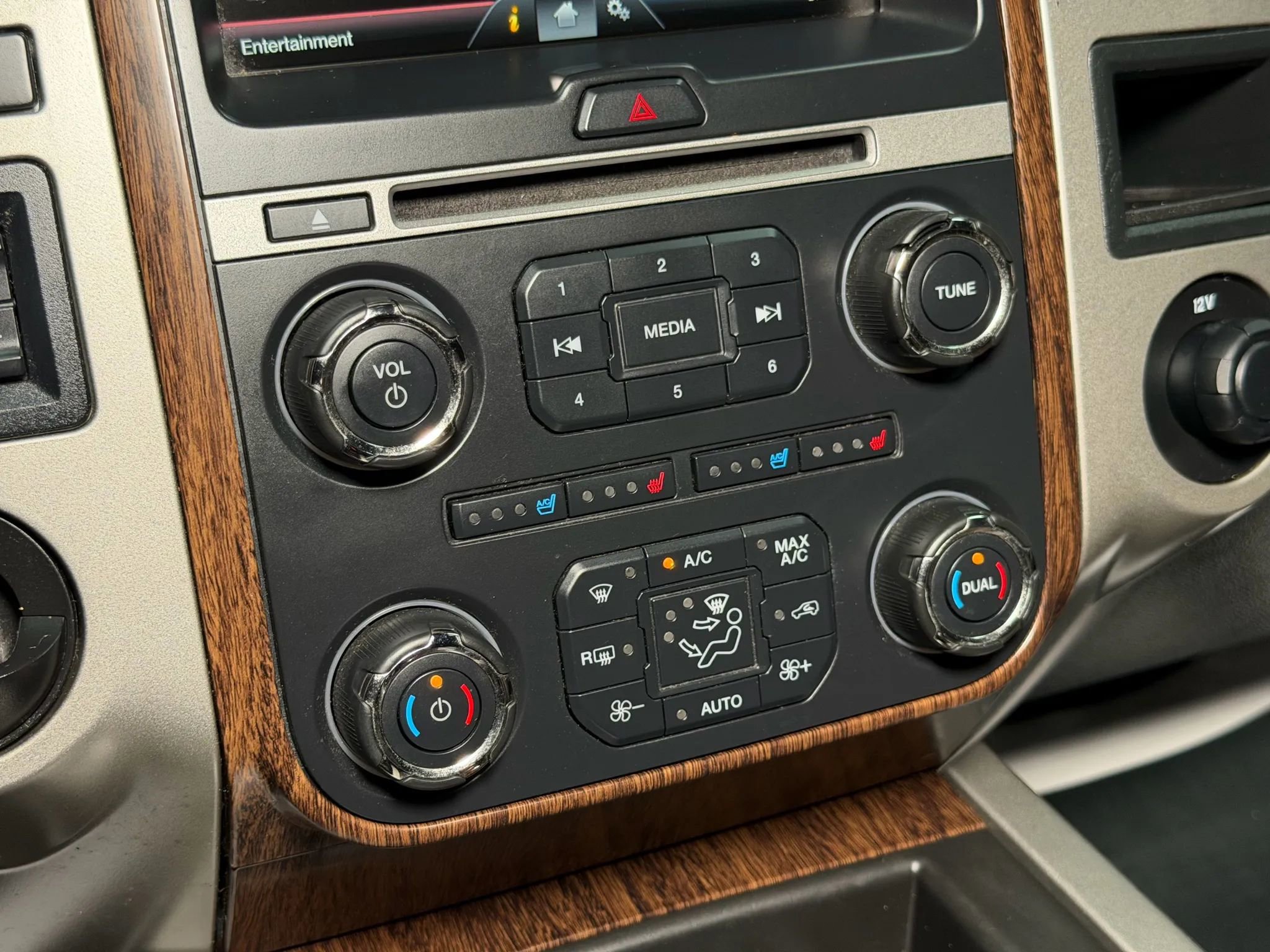 Used 2015 Ford Expedition King Ranch image 49