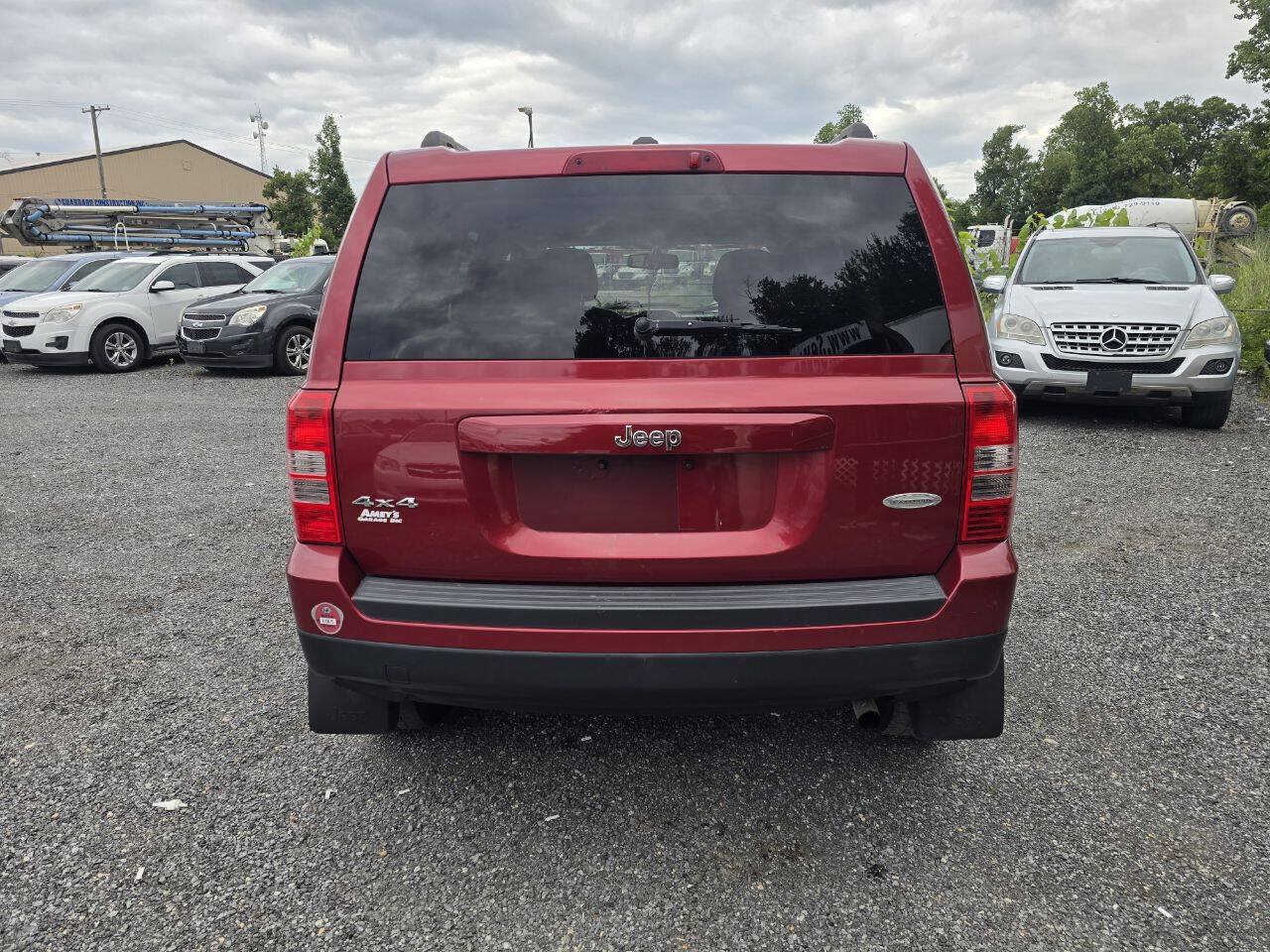 Used 2012 Jeep Patriot Latitude AWD/4WD image 12