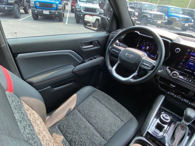 Used 2023 Chevrolet Colorado Z71 w/ Z71 Convenience Package 2 AWD/4WD image 26