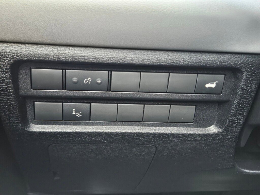 Used 2023 Mitsubishi Outlander SEL image 20