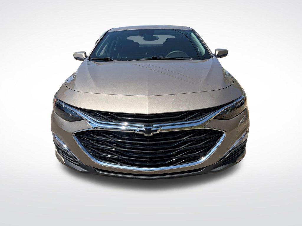 Used 2023 Chevrolet Malibu RS w/ LPO, Floor Liner Package FWD image 9