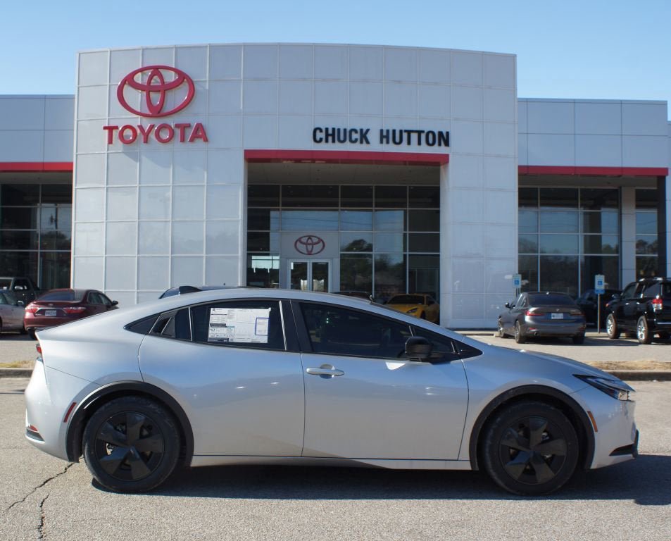 Used 2026 Toyota Prius LE FWD image 10