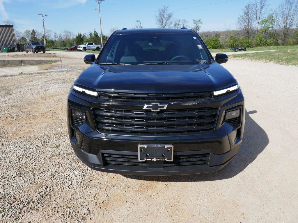 New 2026 Chevrolet Traverse LT w/ Midnight/Sport Edition AWD/4WD image 8