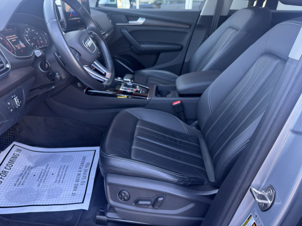 Used 2023 Audi Q5 2.0T Premium w/ Convenience Package image 5