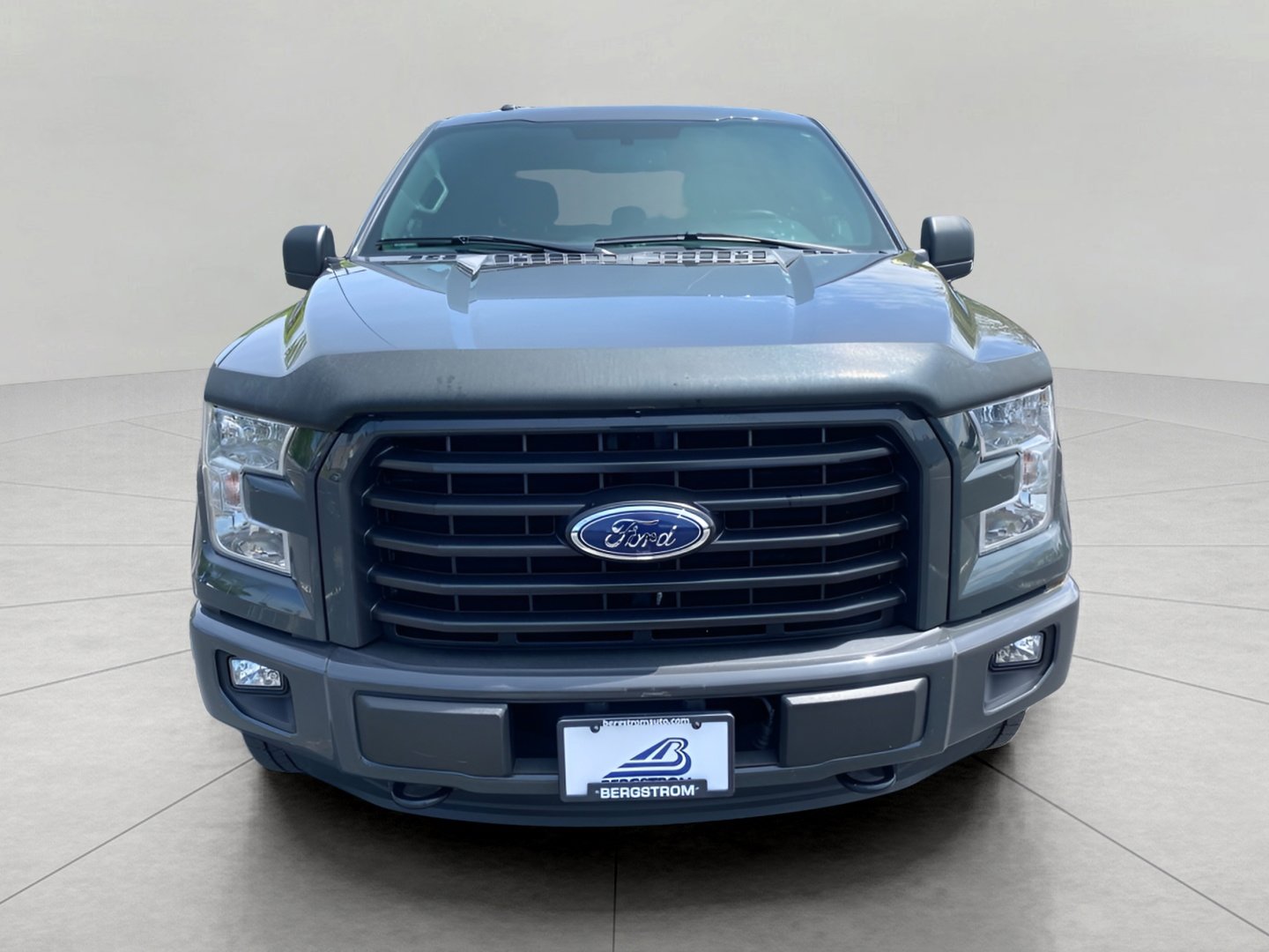 Used 2016 Ford F150 XLT w/ Equipment Group 302A Luxury AWD/4WD image 11
