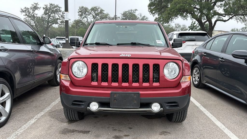 Used 2017 Jeep Patriot High Altitude AWD/4WD image 2