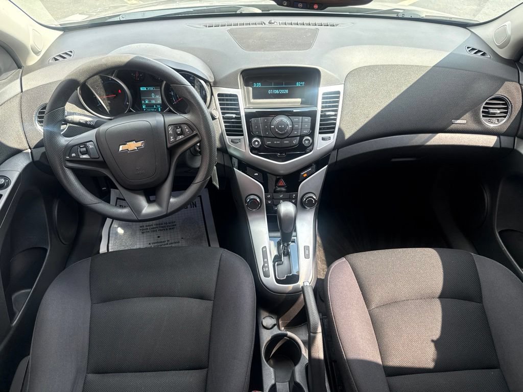 Used 2015 Chevrolet Cruze LT FWD image 26
