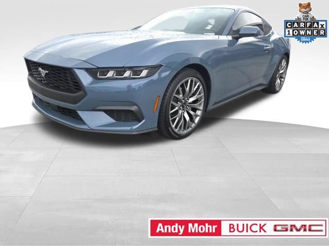 Used 2025 Ford Mustang Premium RWD image 8
