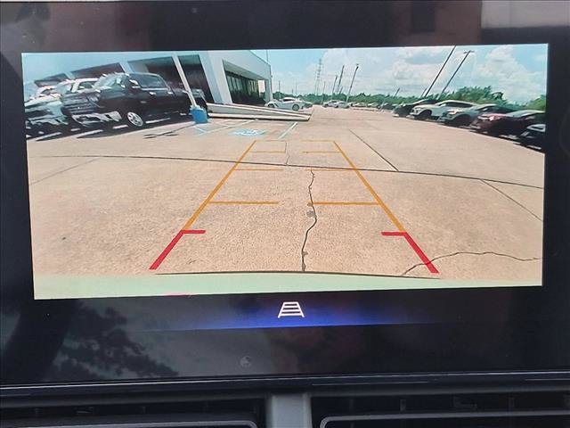 New 2026 Chevrolet Trax ACTIV w/ Sunroof Package FWD image 13