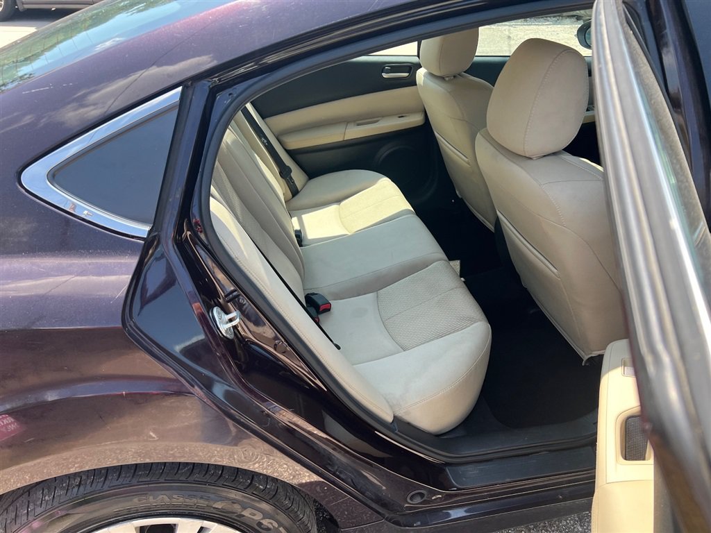 Used 2011 MAZDA MAZDA6 i Sport FWD image 16